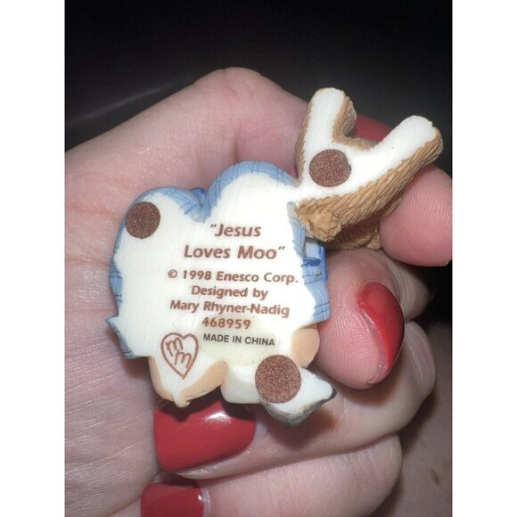 Enesco Jesus Loves Moo Figurine 1998 Mary Rhyner-Nadig Cow Teddy Bear‎ - Picture 3 of 3